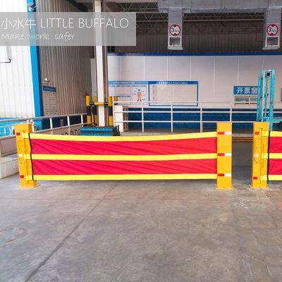 Forklift Fall Protection Heavy Duty Barrier Rails and Posts Loading Dock Barrier