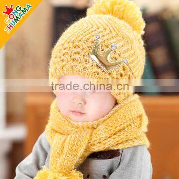 High Quality Fashion Korean Golden Crown Applique Knitted Kids Baby Hat Scarf Set photo-3