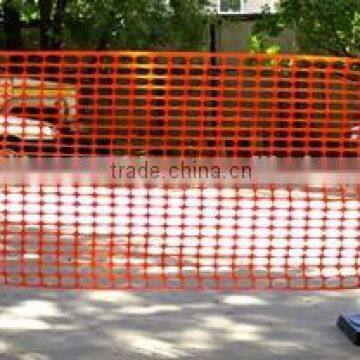 Plastic warning mesh making machine and technology