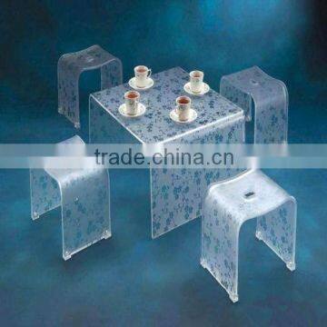 Cheap acrylic dining table and chairs supplier