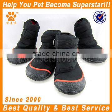 Manufacturer 2014 hot selling dog winter shoes