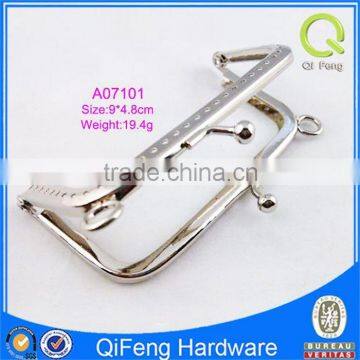 A07101 Fancy Metal Handle Fashion Hardware for Bag Wholesale in Bulk