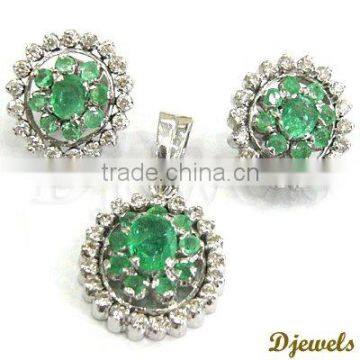 Natural Emerald Pendant Sets, Diamond Pendant Sets, Diamond Jewelry