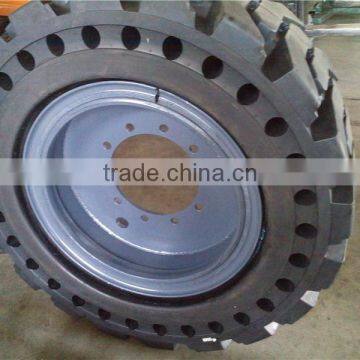 Genie Z 135/70 Articulating Booms Lifts Solid Tire 445/65 D22.5 photo-4