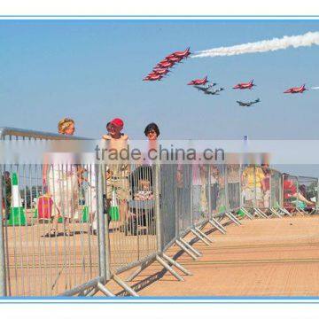 crowd control barrier