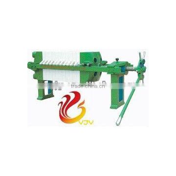 Manual pressure filter press