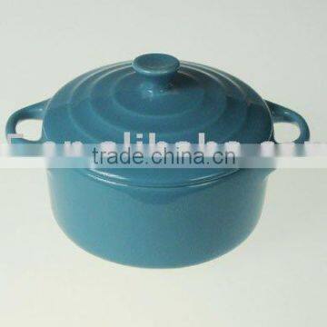 Stoneware casserole Round shape