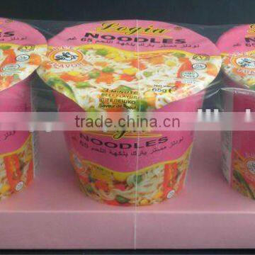 instant cup noodles in POT