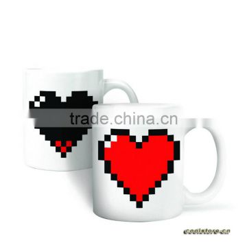 2016 New Arrival Magic Ceramic Coffee Tea Milk Hot Cold Heat Sensitive Color-Changing Mug Cup Pixel Heart Lovely Gift