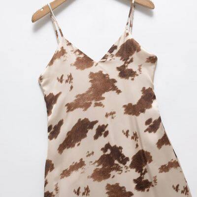 European and American Style Women's New Silk Texture V-neck Camisole Flute Dress for Women photo-4