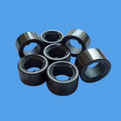 Радиальный 16-полюсный, 8-паарный спеченный ферритный многополюсный кольцевой магнит с наружным диаметром 16 мм и диаметром отверстия 10 мм