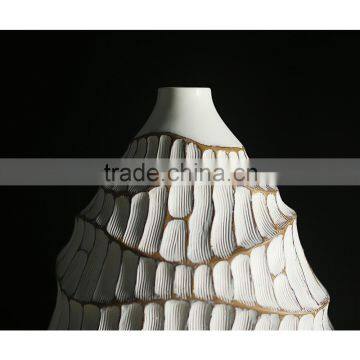 Minimalist Modern Creative Crafts Resin Threaded Plug Vases Resin Vases Flower Garden Decoration photo-3