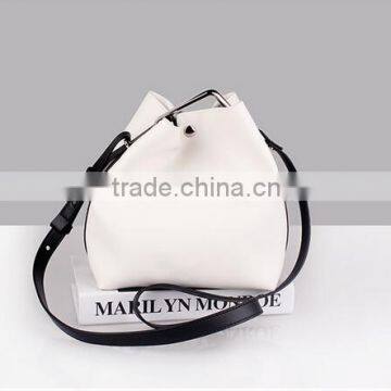 2016 New Korean Fashion Square Buckle Leather Bucket Bag photo-4
