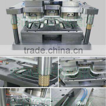 Wrinkle-wall container molds
