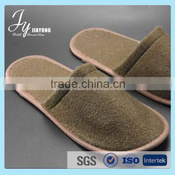 Cheap disposable hotel slippers customize logo slippers