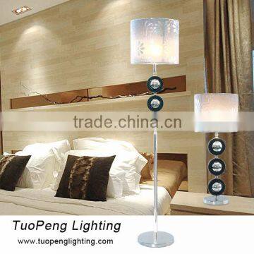 Indoor Standing decorative Hotel Wood Floor Lamp / Floor Light for Decoration