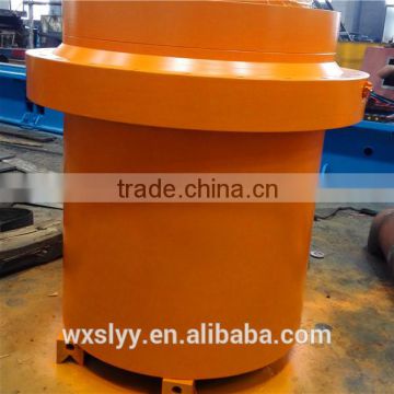 Large non-standard hydraulic cylinder