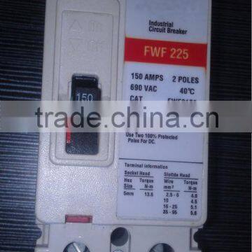 Plug in circuit breaker