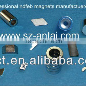 Permanent Triangle Neodymium Magnet / Tiny Magnet / China Rare Earth Magnetic Materials photo-2