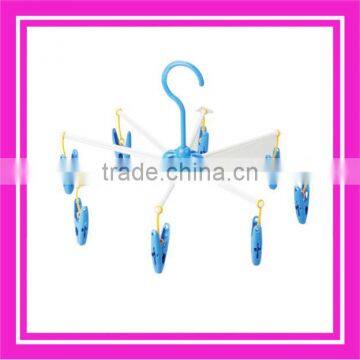 plastic short clothes hangers