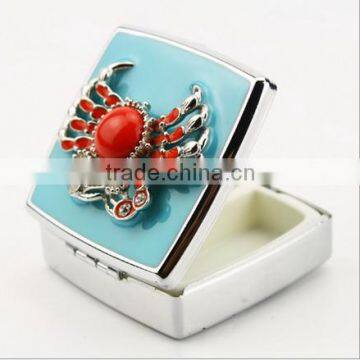 Top Grade Decorative Diamond Crab Metal trinket Pill box