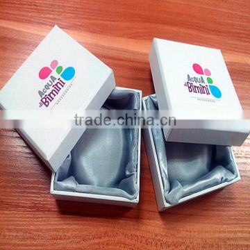 Golden Alibaba Aupplier Smooth Satin Cloth Inner Custom Printed Paper Packaging Small Gift Box