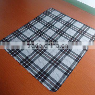 anti pill & brush polyester grey polar fleece plaid check printing promotion decke