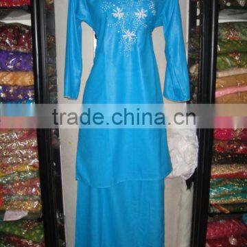 BAJU KURUNG