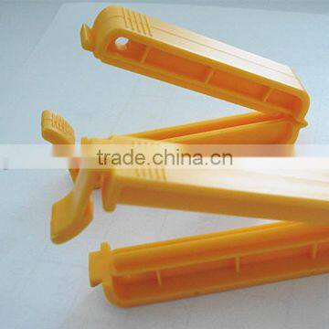 CP50 50mm Sealing Length PP Material Logo Print Promotional Plastic Tomato Clip photo-3