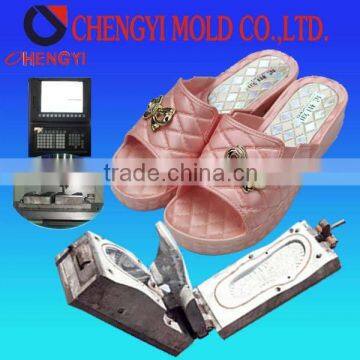 2014 new design shoe mould pvc air blowing shiper mould