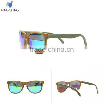 Specially-Designed Cheap Wooden Sunglasses photo-2