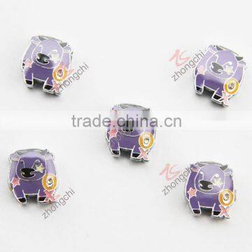 zinc alloy material ox animal charm