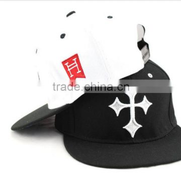 Snapback Cap Plain 5 Panel Or 6 Panel Cap With Embroidery Logo From China