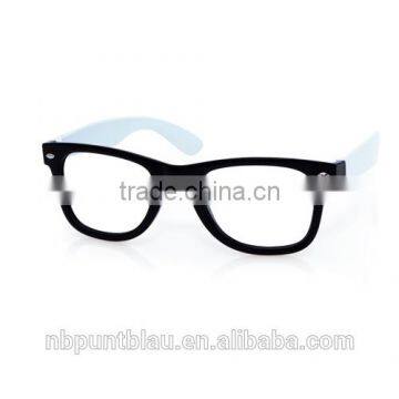 Glasses With Different Colors Lensens photo-2