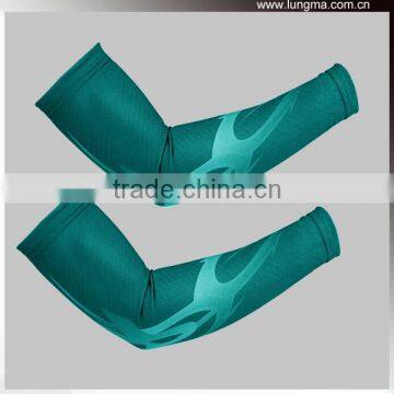 (Youth)Compression Arm Sleeve With Moisture-Wicking photo-2