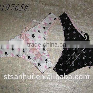 China factory wholesale fancy skull printed thongs woman sexy panty