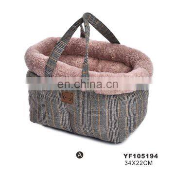 Outdoor Dog Carrier Bag With Handle, Easy to Carry Pet Carrier Bag Warm Soft Dog Cat Bed