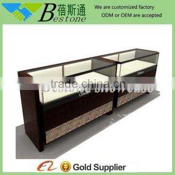 retail store wooden glass jewellery shop showcase design