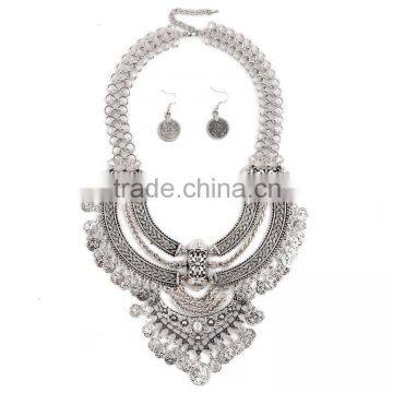 Boho Style Crescent Fringed Crude Chain Clavicle Necklace Fashion Coin Jewelry Set photo-3