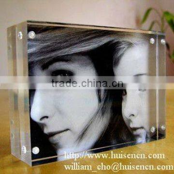 Customizable acrylic picture frame