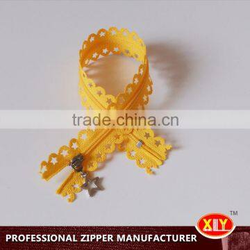 shenzhen xly long chain lace zipper , colored zipper