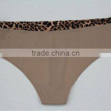 2014 Latest Design Seamless Bonded Thong Underwear Woman