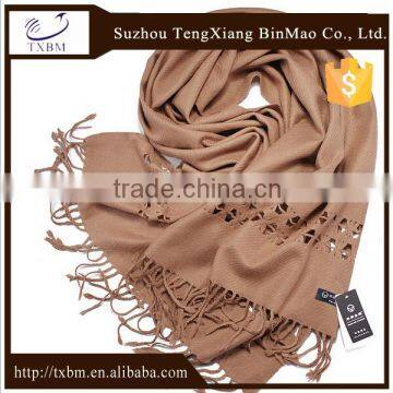 Factory supply 100%wool shawl / scarf with solid colour