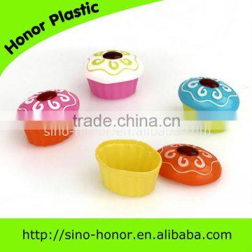 plastic cake-shaped pill box/candy box cake decorating