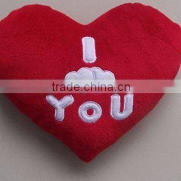 JM7384 plush cushion, heart-shaped cushion, valentine cushion