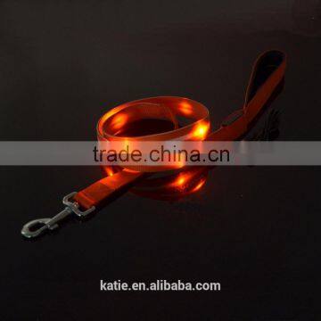 Flashing LED Pets leash in China KD-6102U led retractable dog leash