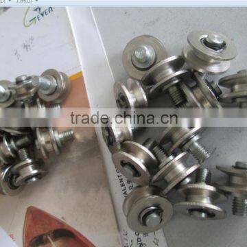 Wire Guide for the Thread Crossing