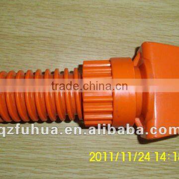 adjustable base plate for plastic floor