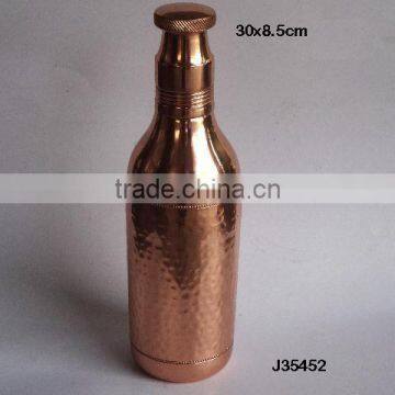 Copper water bottle with hammered finish for health benefits