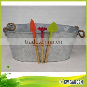 Latest Design Custom Outdoor Metal Planters Waterproof Large Flower Pot photo-3